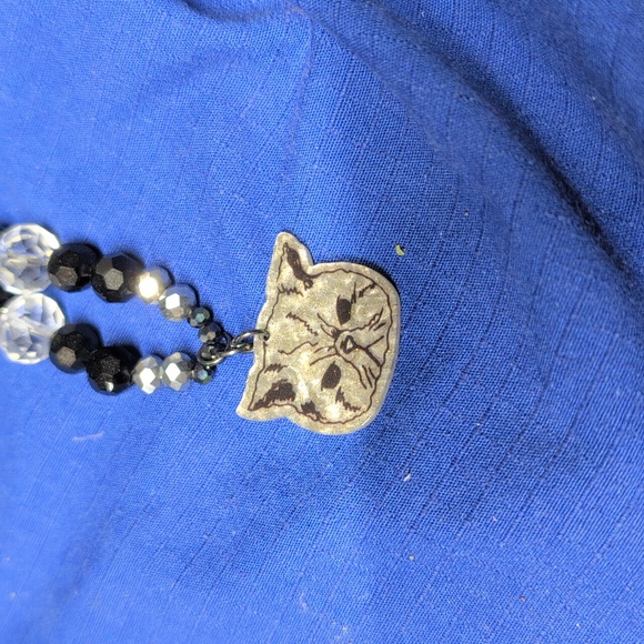 Black and Silver Grumpy Kitty Pendant Necklace - Picture 2 of 3